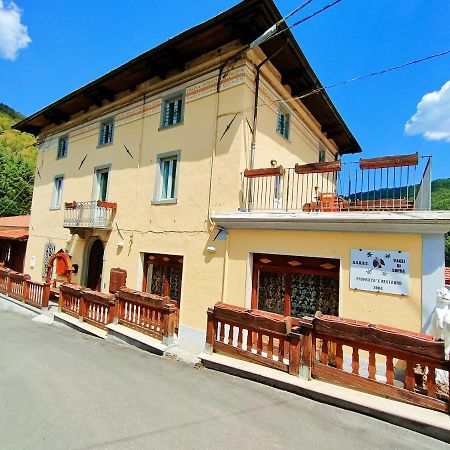 Hotel Palazzo Del Doma - Lake Vagli Vagli di Sotto Екстериор снимка
