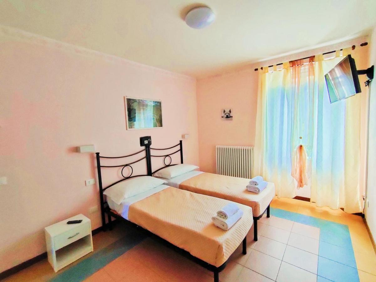 Hotel Palazzo Del Doma - Lake Vagli Vagli di Sotto Екстериор снимка