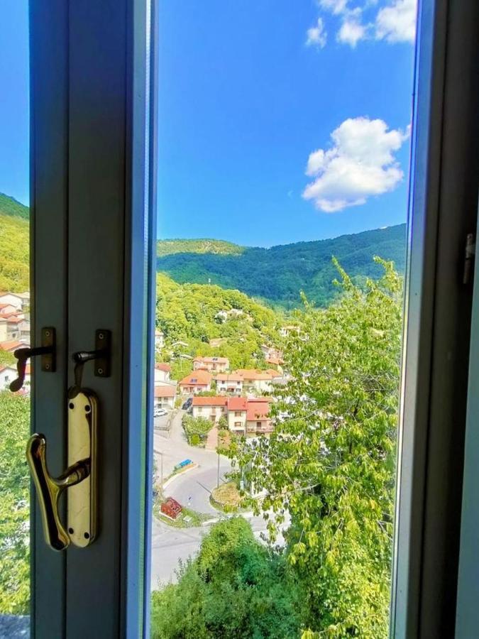 Hotel Palazzo Del Doma - Lake Vagli Vagli di Sotto Екстериор снимка