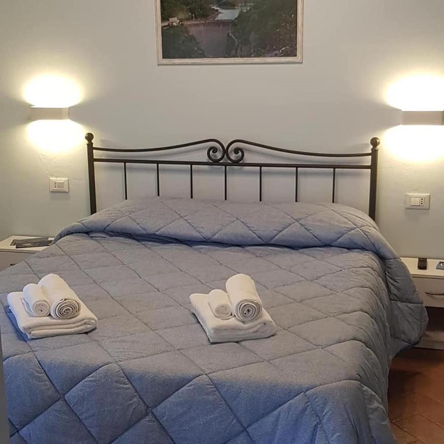 Hotel Palazzo Del Doma - Lake Vagli Vagli di Sotto Екстериор снимка