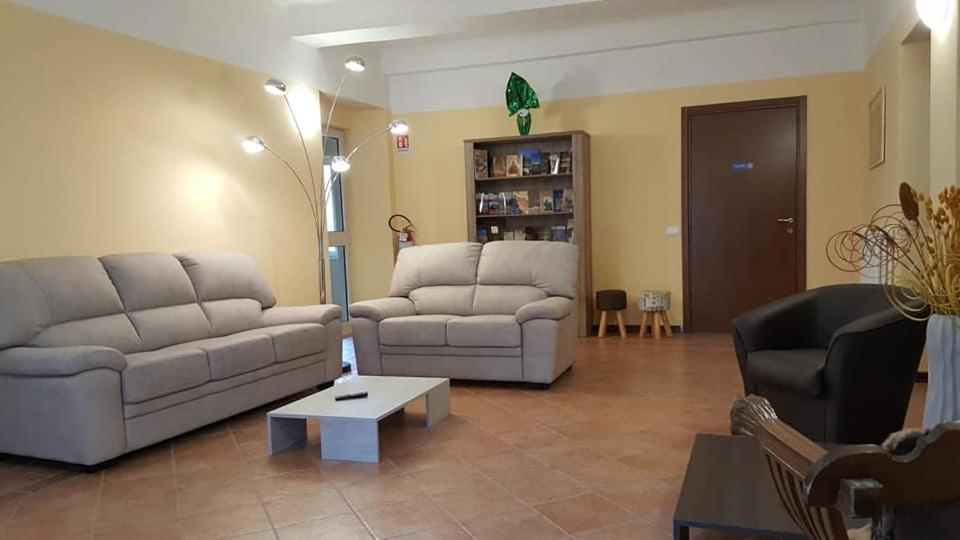 Hotel Palazzo Del Doma - Lake Vagli Vagli di Sotto Екстериор снимка